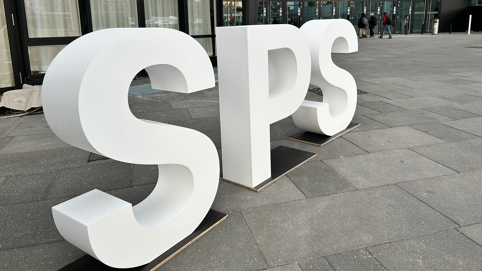 SPS lettering in front of the entrance to the exhibition grounds in Nuremberg.
